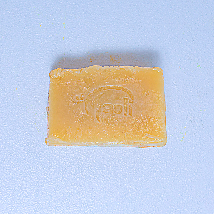 Organic Chamomile Honey Shampoo Bar